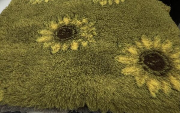 Vet Bed gelb mit Sonnenblumen